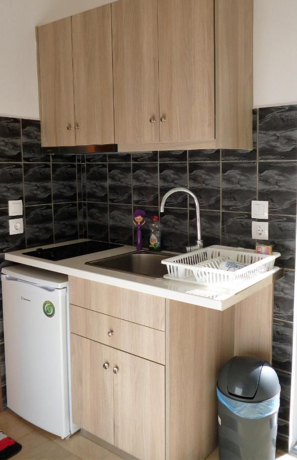 Giannis Apartment Агиос Георгиос Пагон Екстериор снимка